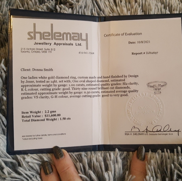 1.5ct Oval natural diamond eternity engagement ring. Size 7 - Picture 4 of 5